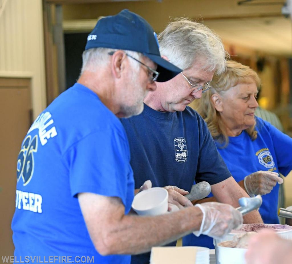 Sunday, June 30. volunteer appreciation picnic.  photos by curt werner