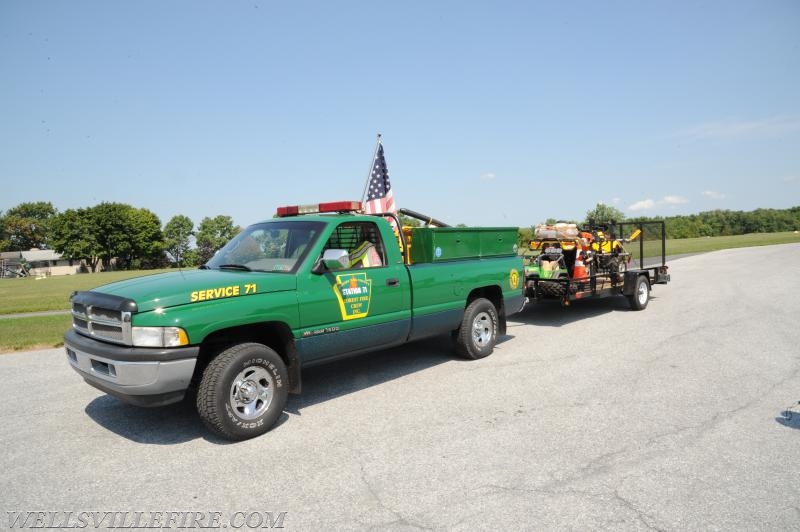 August 20, 2016 Parade Entries - Photo by Curt Werner
